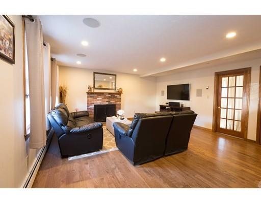 8 Walnut Ave, Natick, MA 01760 photo 4