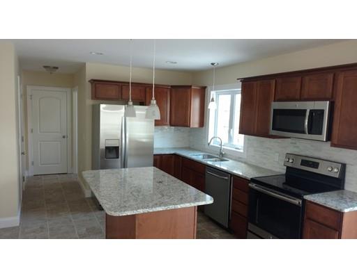 242 Laurelton, Springfield, MA 01109 photo 3