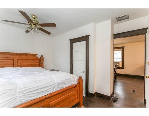 40 Raymond Ave, Chicopee, MA 01013 photo 13