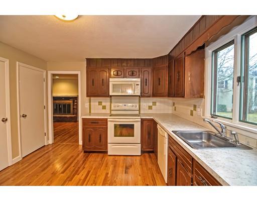 21 Seneca Dr, Danvers, MA 01923 photo 16
