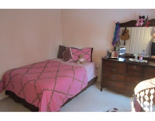 4 Blueberry Meadow Dr, Sutton, MA 01590 photo 16