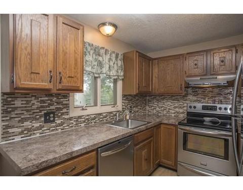 143 Florence St, Fall River, MA 02720 photo 4
