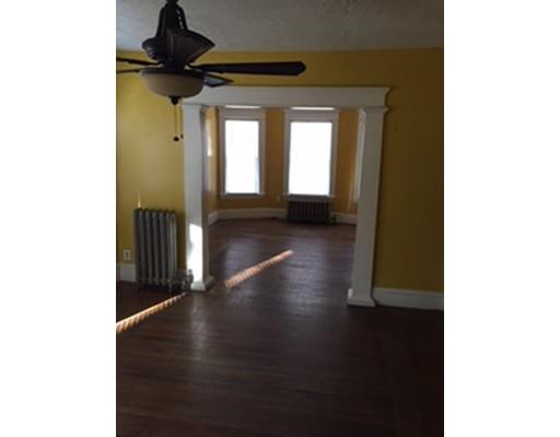77 Prospect St, Springfield, MA 01107 photo 4