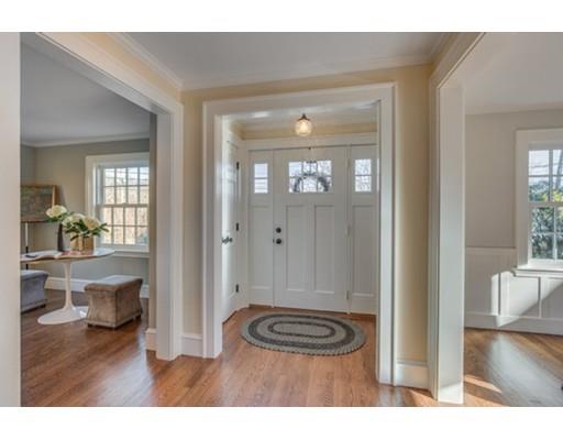92 Bond St, Gloucester, MA 01930 photo 4