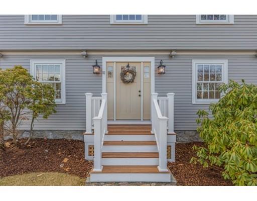 92 Bond St, Gloucester, MA 01930 photo 2