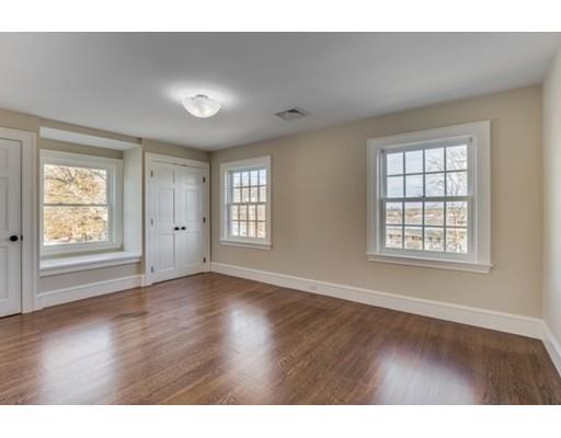 92 Bond St, Gloucester, MA 01930 photo 21