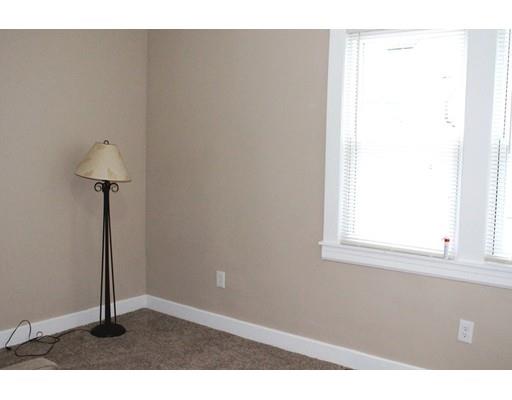 152 Gilbert Ave, Springfield, MA 01119 photo 23