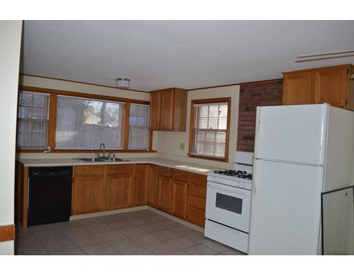 21 Meade St, Wareham, MA 02571 photo 5