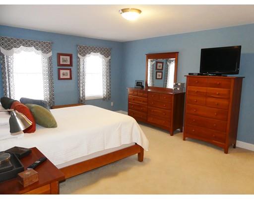 11 Cobblestone Rd, Pelham, NH 03076 photo 19
