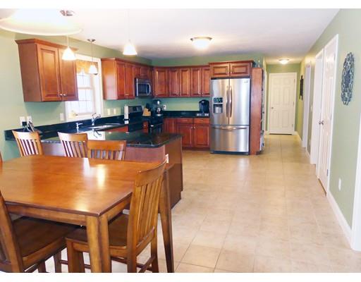 11 Cobblestone Rd, Pelham, NH 03076 photo 7