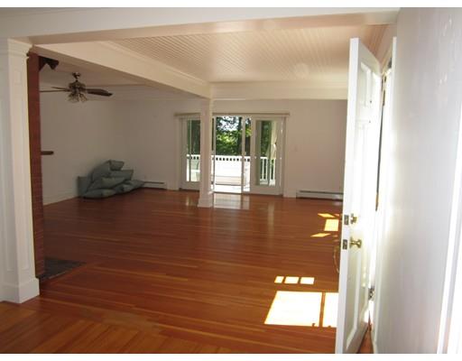 17 Whipple St, Danvers, MA 01923 photo 5