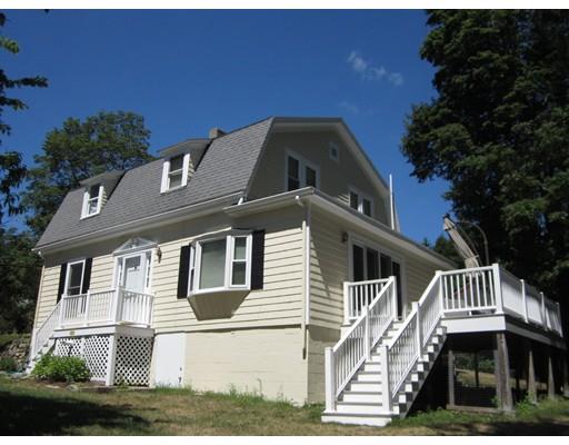 17 Whipple St, Danvers, MA 01923 photo 2