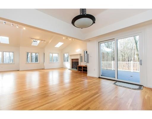 14 Eisenhower Cir, Wellesley, MA 02482 photo 11