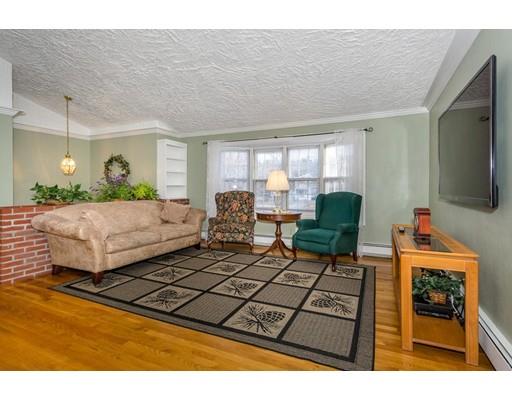 4 Clover Ln, Canton, MA 02021 photo 6