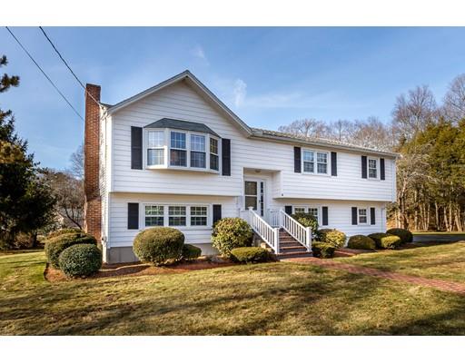 4 Clover Ln, Canton, MA 02021 photo 1