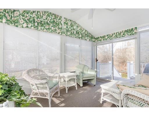 4 Clover Ln, Canton, MA 02021 photo 7