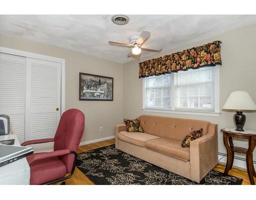4 Clover Ln, Canton, MA 02021 photo 10