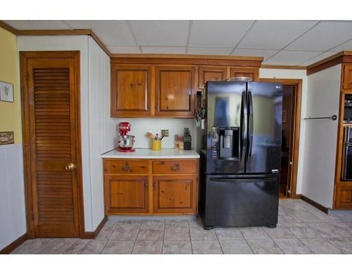 79 Maple Ter, West Springfield, MA 01089 photo 8