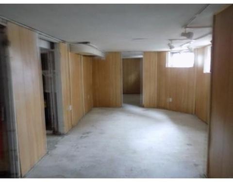 960 Chicopee St, Chicopee, MA 01013 photo 11