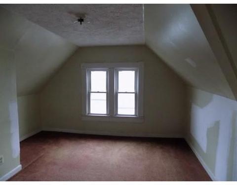 960 Chicopee St, Chicopee, MA 01013 photo 24