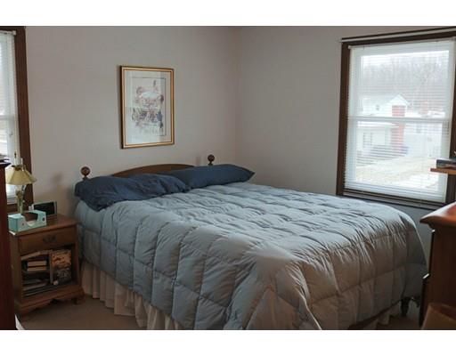 41 Mark St, Chicopee, MA 01020 photo 13