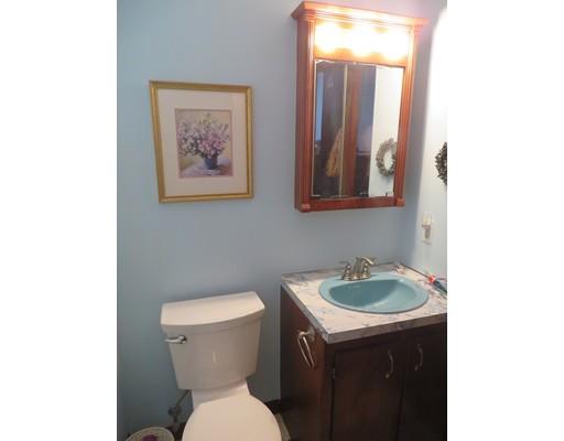 41 Mark St, Chicopee, MA 01020 photo 16