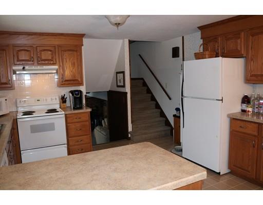 41 Mark St, Chicopee, MA 01020 photo 7