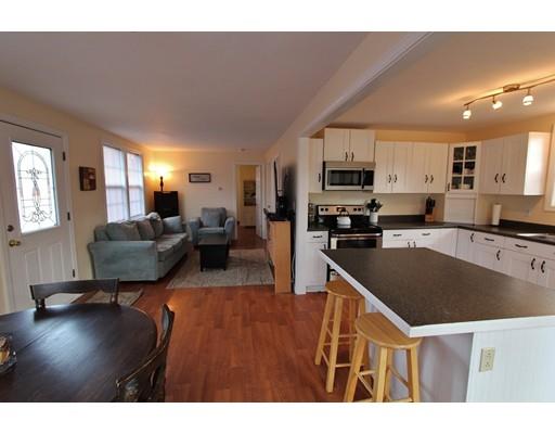 36 Lowell Rd, Mashpee, MA 02649 photo 8
