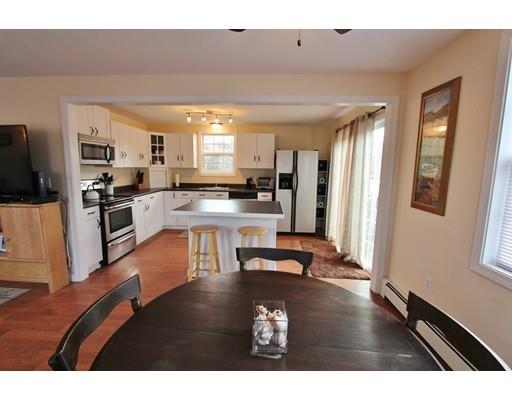 36 Lowell Rd, Mashpee, MA 02649 photo 1