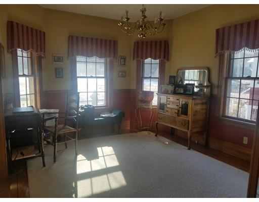 23 King St, Reading, MA 01867 photo 7