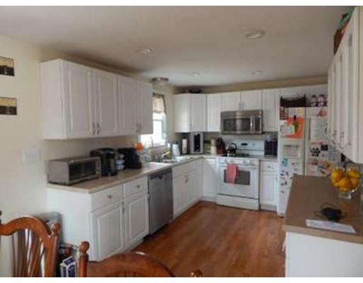 189 Parker, Maynard, MA 01754 photo 2