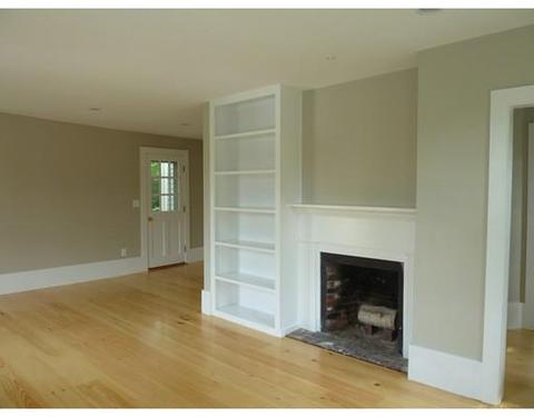 20 Circle St, Marblehead, MA 01945 photo 4