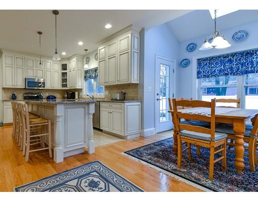 210 Walnut St, Dedham, MA 02026 photo 9