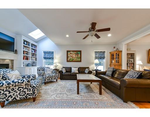 210 Walnut St, Dedham, MA 02026 photo 5