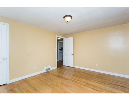 38 Maebeth St, Springfield, MA 01119 photo 15