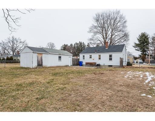 38 Maebeth St, Springfield, MA 01119 photo 6
