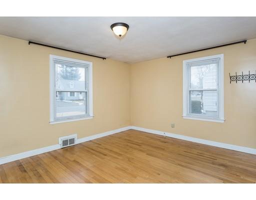 38 Maebeth St, Springfield, MA 01119 photo 13