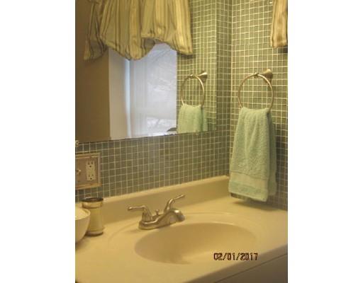 18 Eastham St, Worcester, MA 01604 photo 16