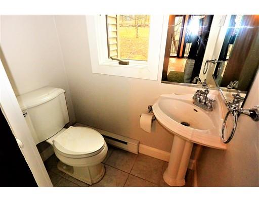 24 Lancaster Rd, Berlin, MA 01503 photo 9