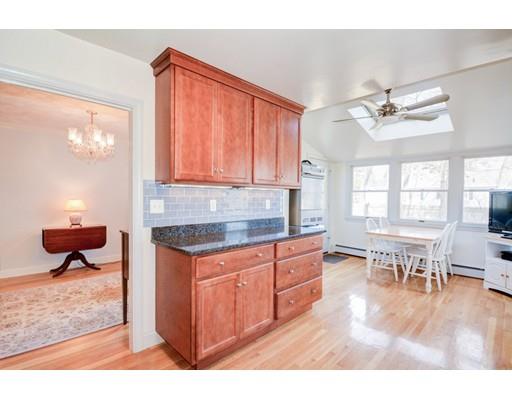 198 Forest St, Needham, MA 02492 photo 8