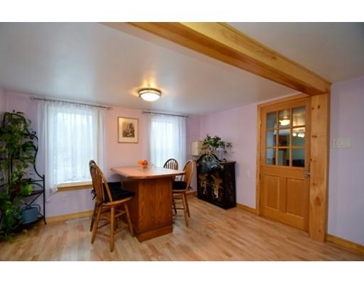 9 Crosby St, Webster, MA 01570 photo 5