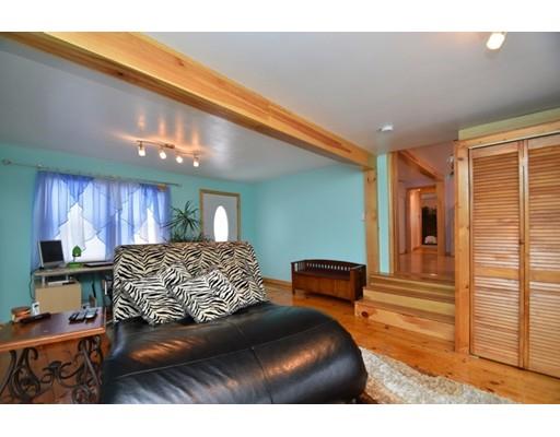 9 Crosby St, Webster, MA 01570 photo 17