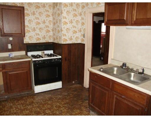 20 Rochelle St, Springfield, MA 01109 photo 3