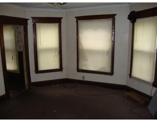 20 Rochelle St, Springfield, MA 01109 photo 5