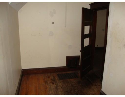 20 Rochelle St, Springfield, MA 01109 photo 7