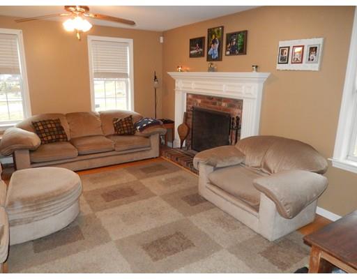 2 Emma Ln, Wareham, MA 02571 photo 8