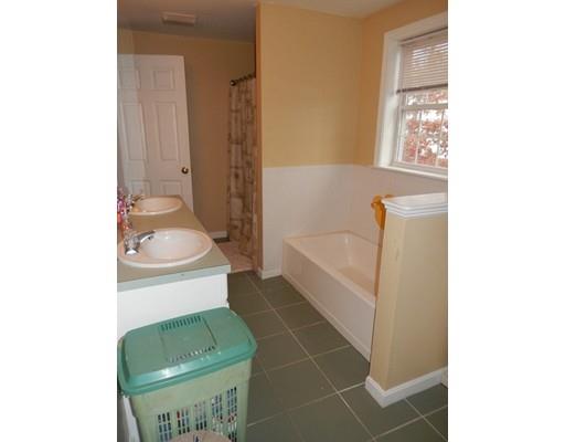 2 Emma Ln, Wareham, MA 02571 photo 11