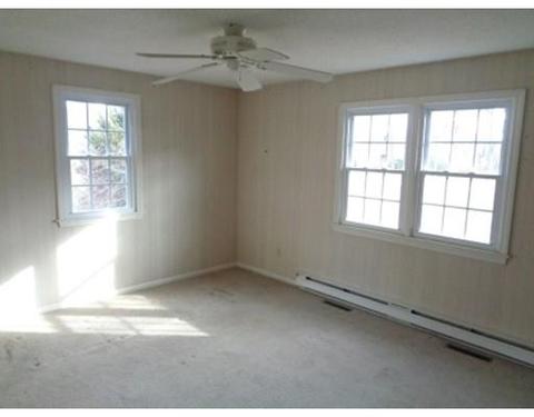 944 Maple Rd, Longmeadow, MA 01106 photo 3
