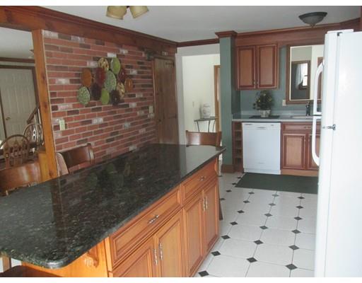 13 Scenic Ave, Webster, MA 01570 photo 10