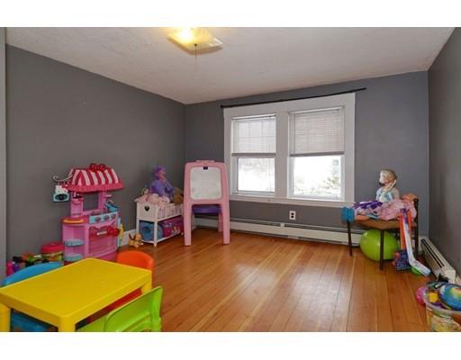 1 Border St, Wakefield, MA 01880 photo 11